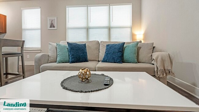 Foto del edificio - 1415 N Main Ave