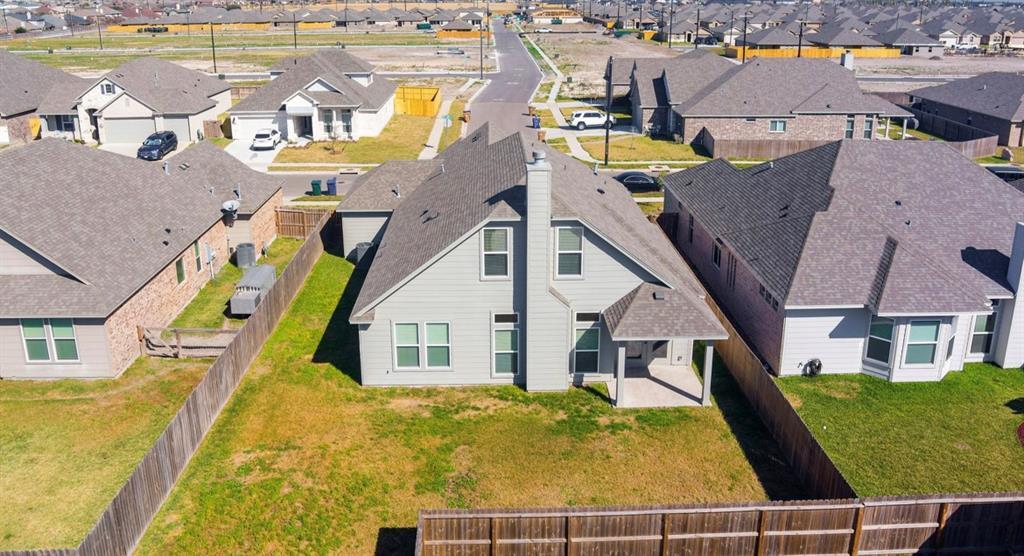 Foto principal - 7633 Stampede Dr