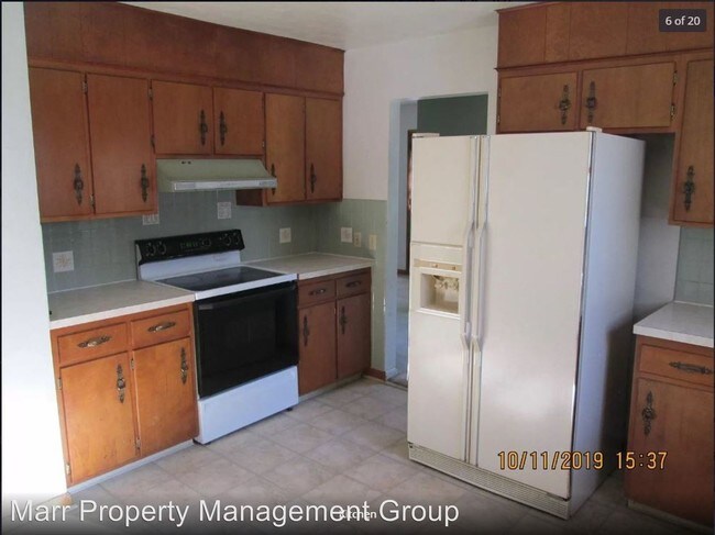 Foto del edificio - 4 br, 1.5 bath House - 6975 Woodside Ln