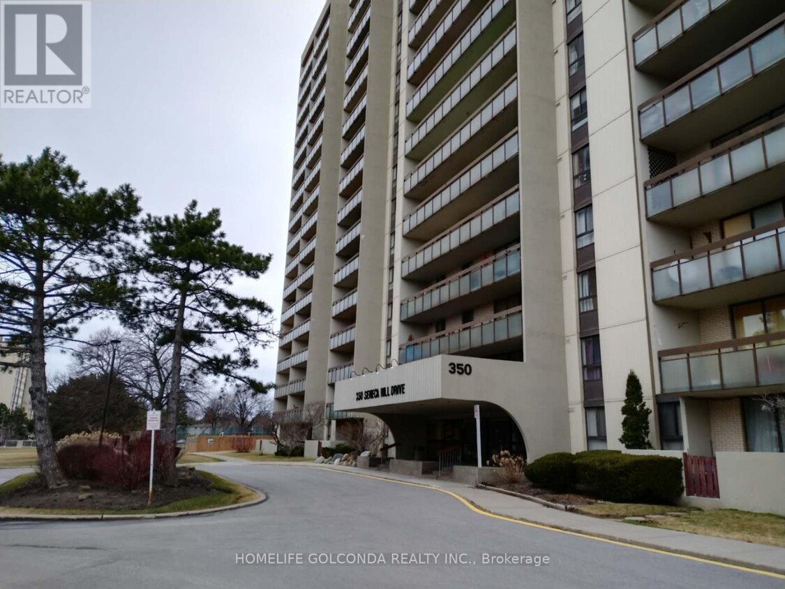 Photo principale - 350-350 Seneca Hill Dr