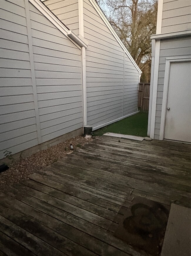 Foto del edificio - 31 Hideaway Dr