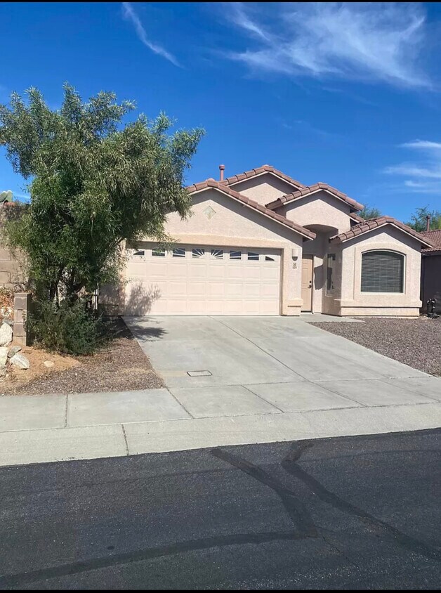 Foto principal - 439 W Faith Dawn Ct