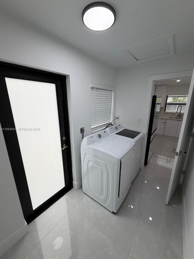 Foto del edificio - 21052 SW 97th Pl