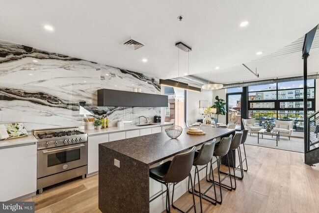 Foto del edificio - 2125 14th St NW