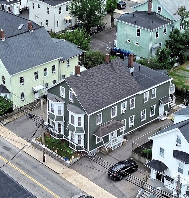 Building Photo - 105 Pine St