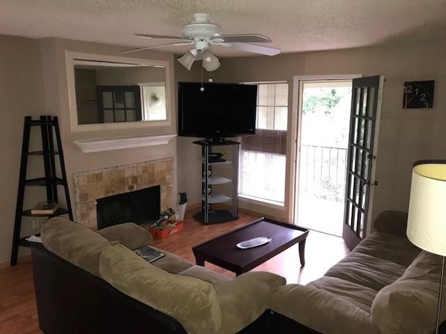 Foto del edificio - 5981 Arapaho Rd