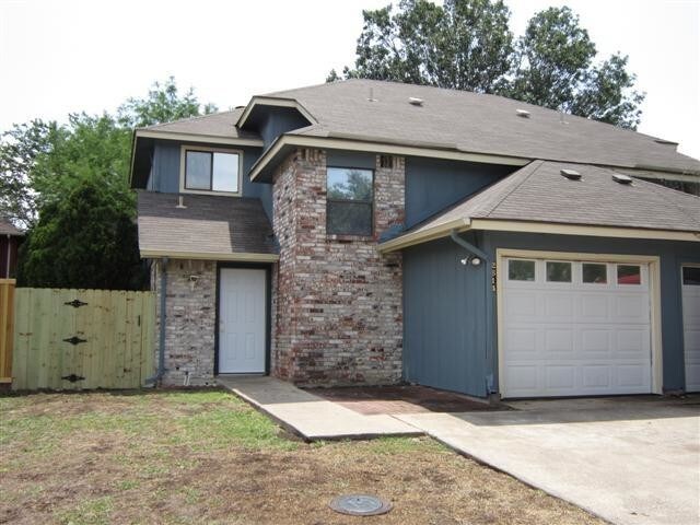 Primary Photo - 2614 Pinta Cir