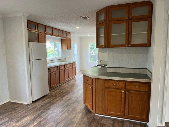 Building Photo - 403 Seahorse Ln