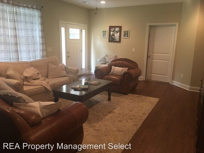 Foto del edificio - 2 br, 2 bath House - 810 Loop Road