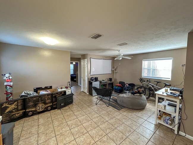 Photo - 1014 SW 1st Ave Apartment