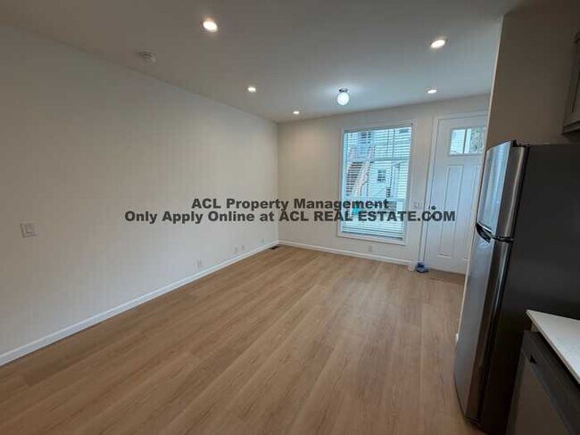 Foto del edificio - Newly Built, Never Lived in 2bed 1 bath Unit For Rent