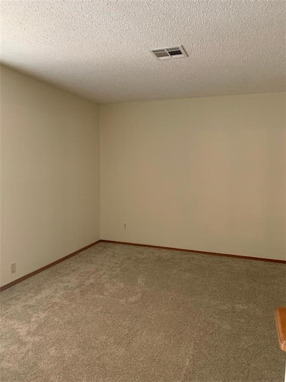 Building Photo - 7709 S Country Club Dr