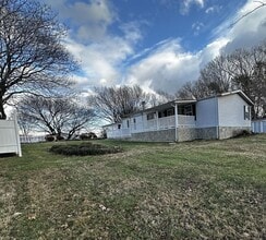 Building Photo - 114 Lake Cove Rd