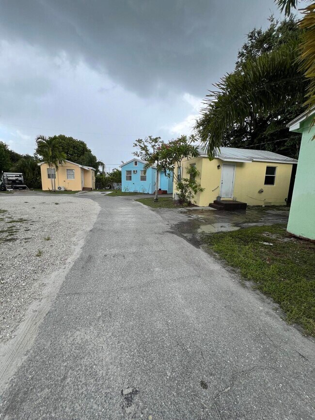 Foto del edificio - 3790 Gulfstream Rd