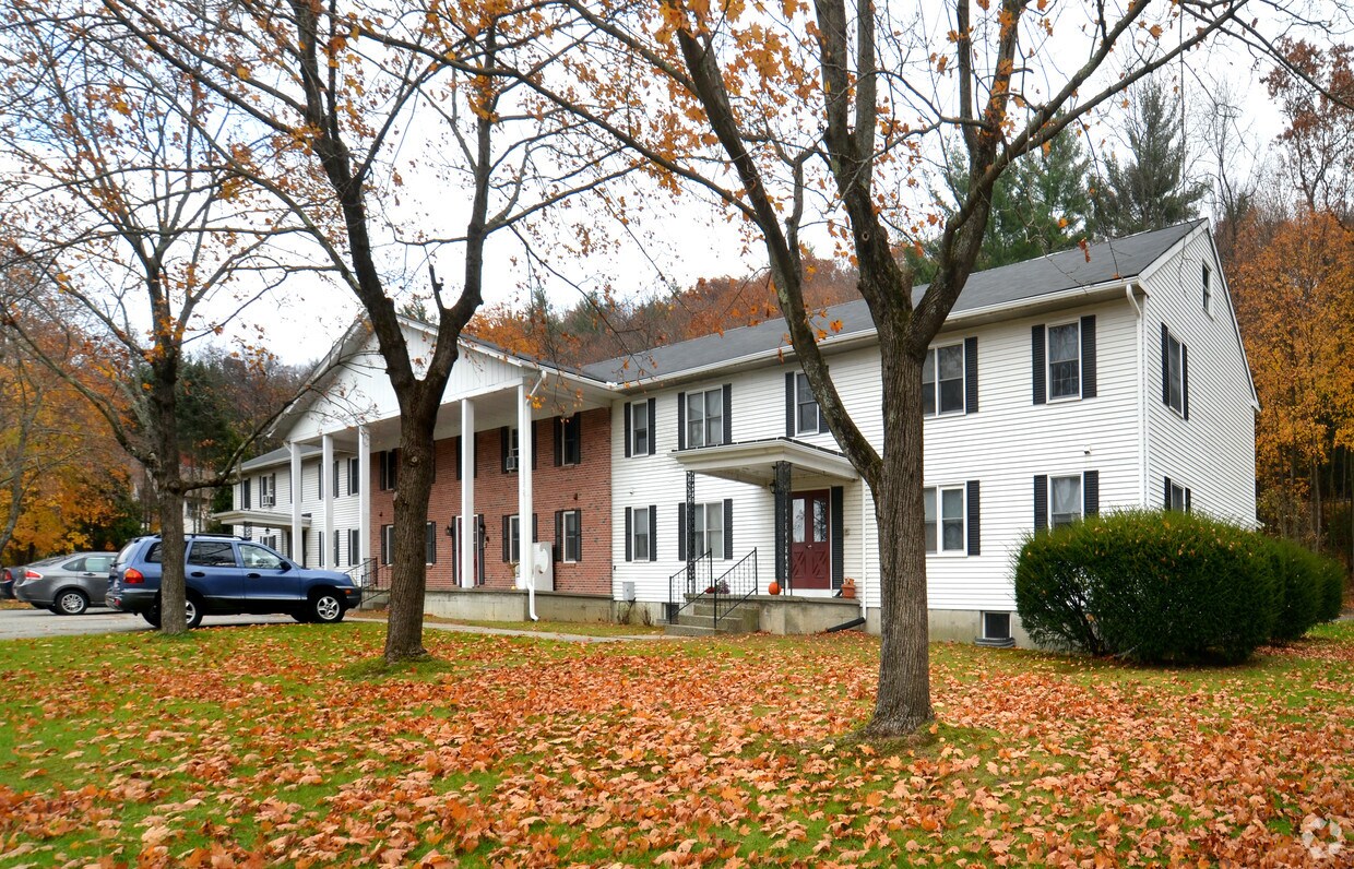 Foto principal - 58 Freeman Dr