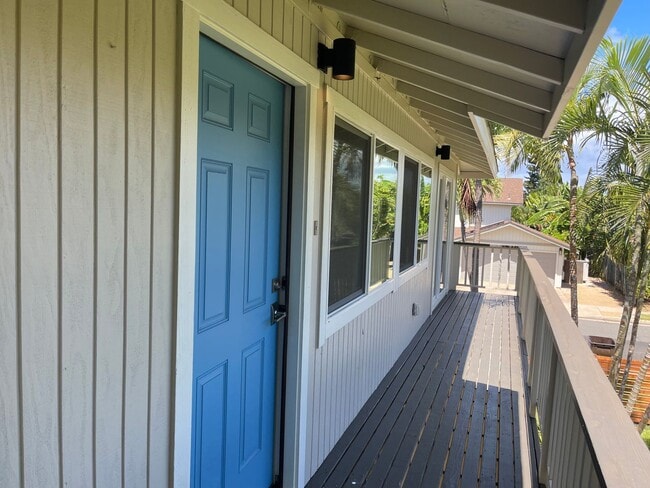 Foto del edificio - 2745 Puu Hoolai St