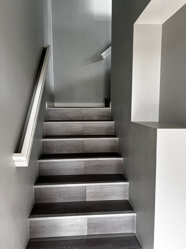 Foto del edificio - 940 N Turner Ave
