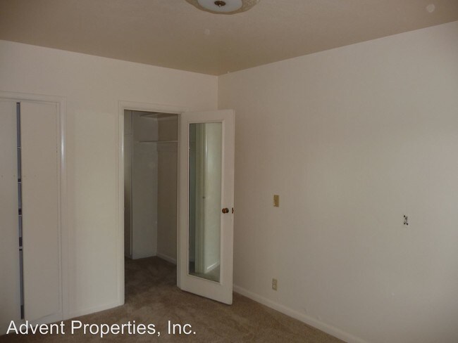 Building Photo - 527 Mira Vista Ave