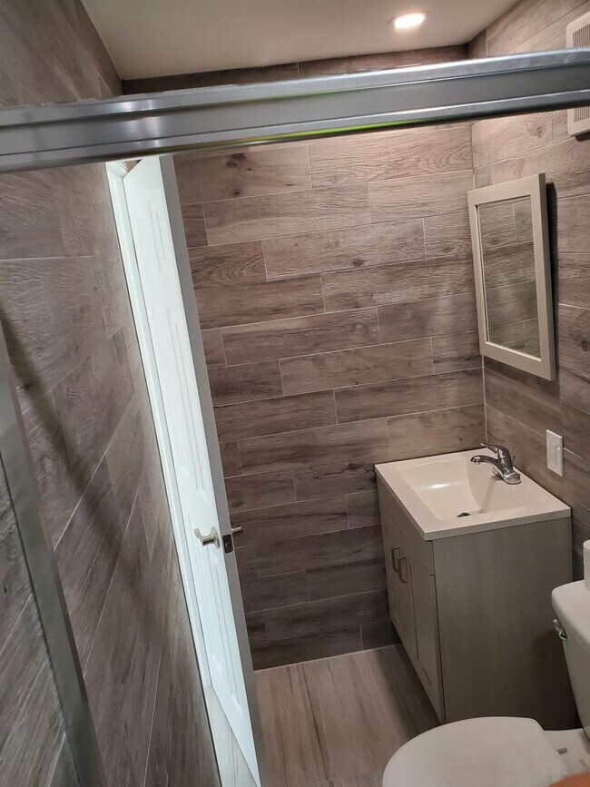 Foto del edificio - 224 NE 19th Ave