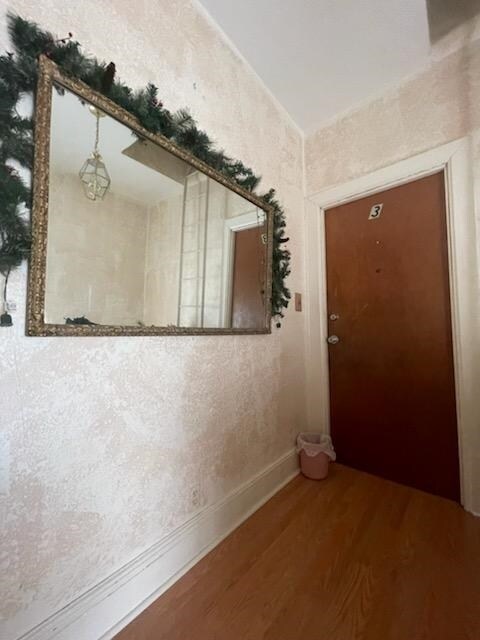 Building Photo - 123 W 45th St