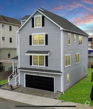 Building Photo - 325 East St