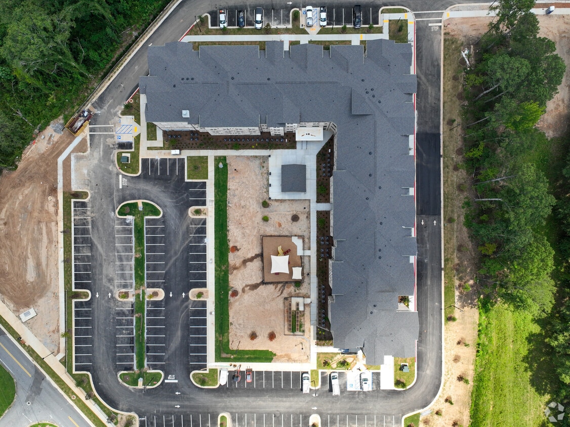 Building Photo - Helix Apartments