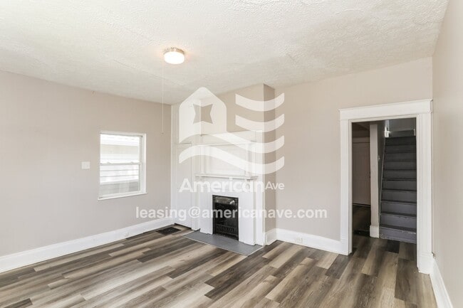 Building Photo - 2558 Ring Pl
