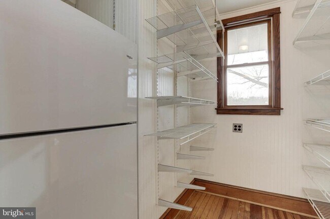Building Photo - 4762 Linthicum Rd