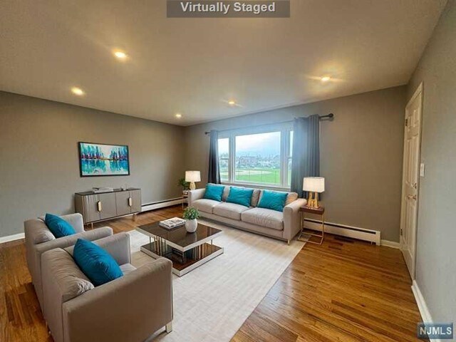 Foto del edificio - 73 Kern Pl