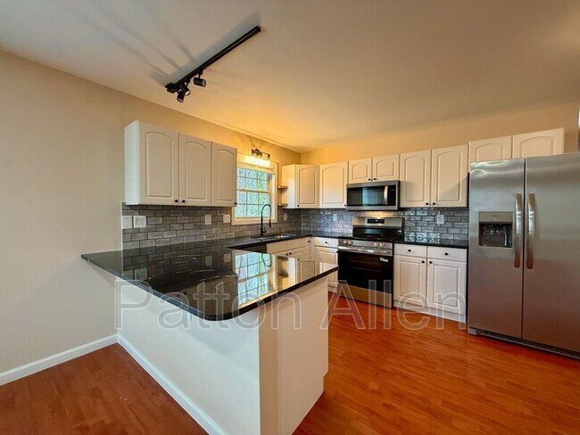 Foto del edificio - 51 Argyle Ln
