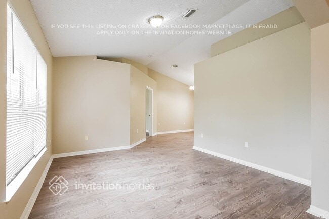 Building Photo - 4873 Bridge Rd