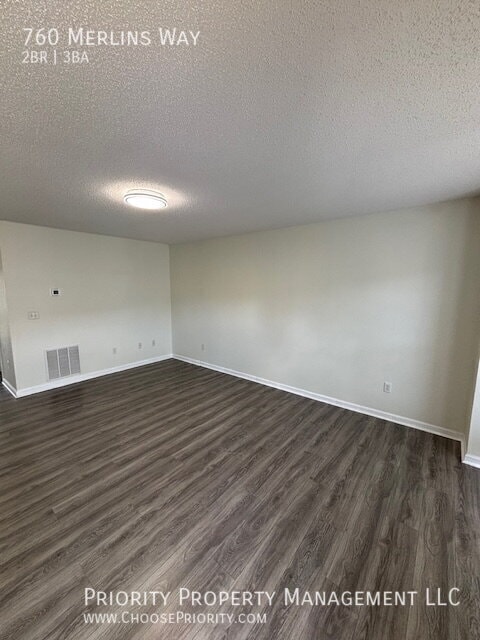 Photo - 760 Merlins Way Townhome