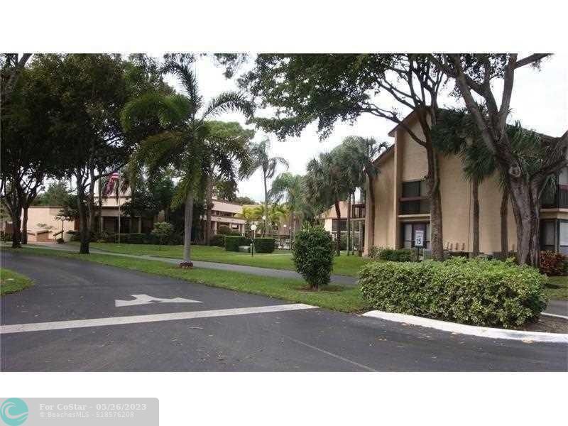 2323 SW 15th St Unit 48, Deerfield Beach, FL 33442 Room for Rent in