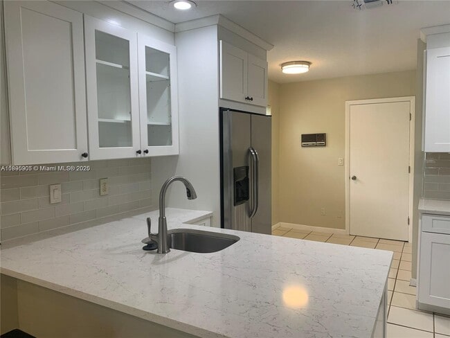 Foto del edificio - 2917 Myrtle Oak Cir
