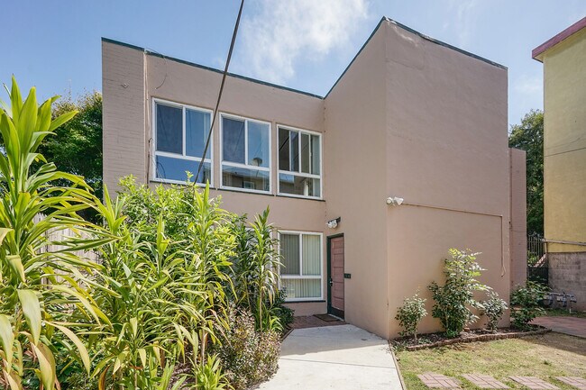Building Photo - 2224 Dwight Way