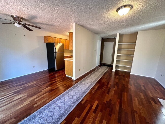 Building Photo - Lydia Court Duplex