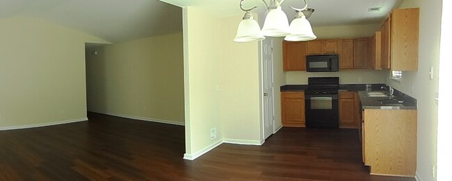 Building Photo - 44 Roseberry Cir