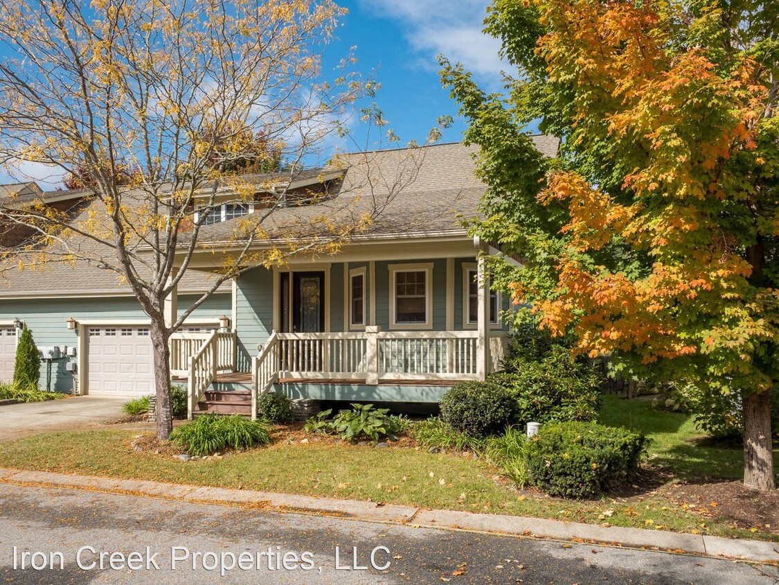 Primary Photo - 3 br, 2.5 bath House - 33 Craftsman Circle