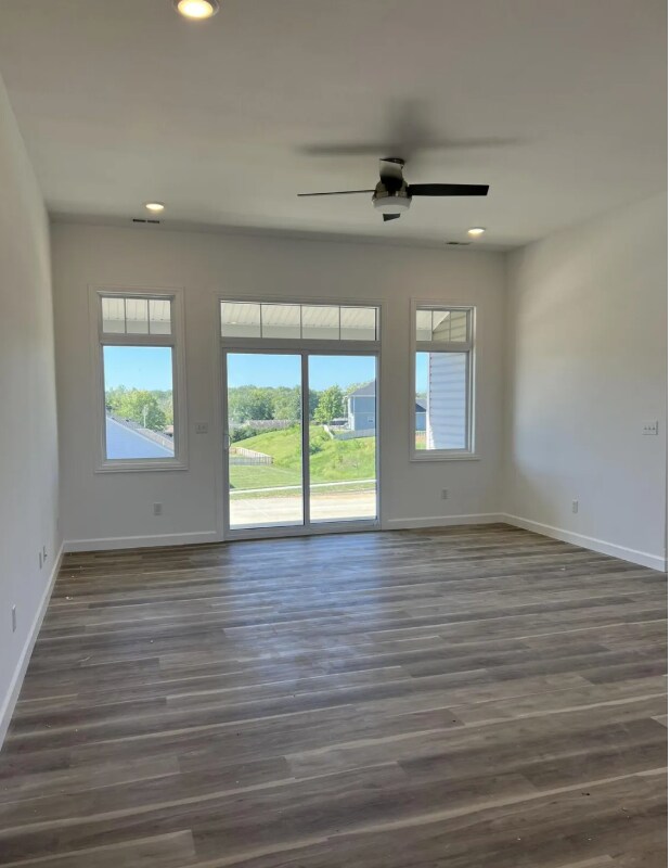 Foto del edificio - 624 Promenade Dr