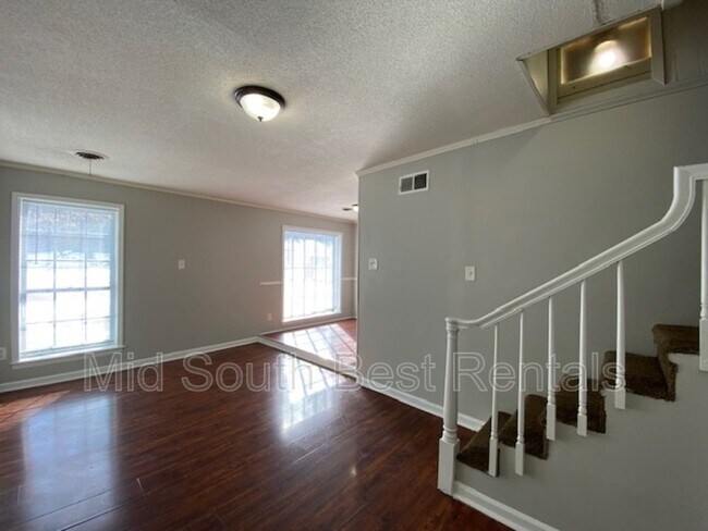 Building Photo - 4246 Hillgate Cove