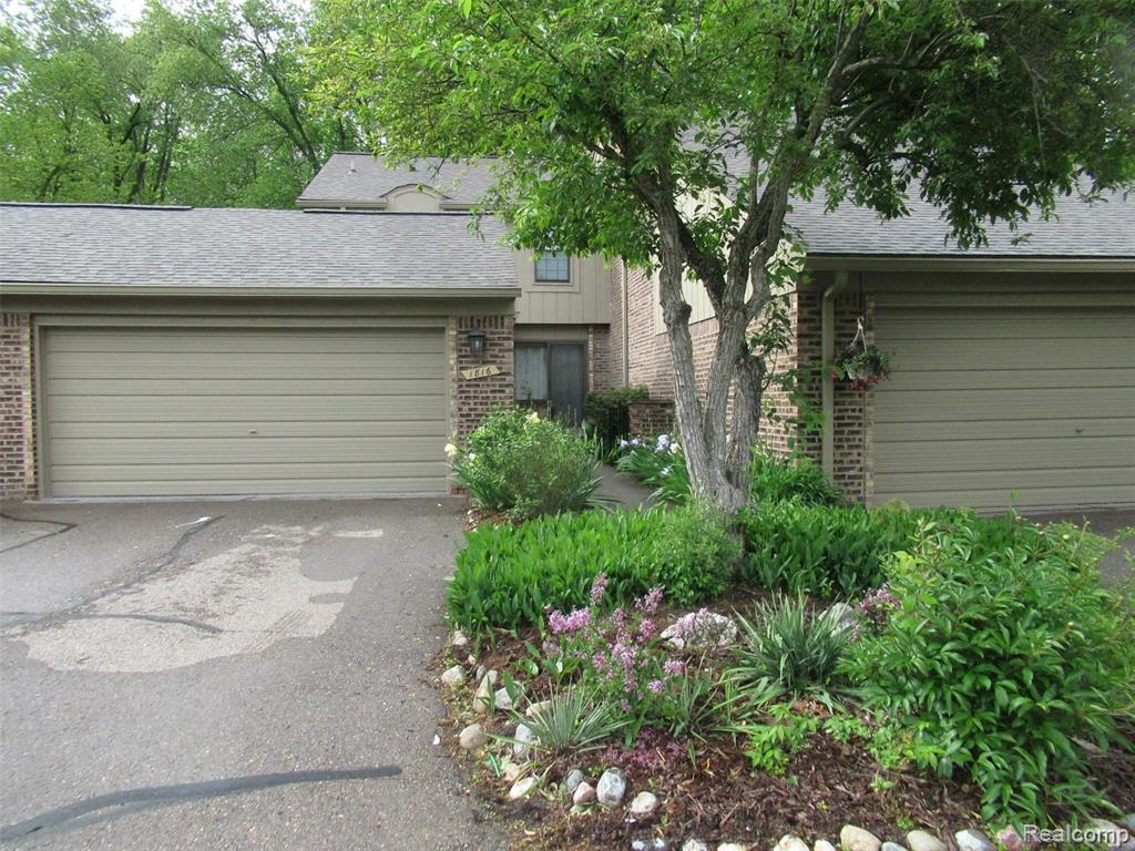 Foto principal - 1816 Burning Bush Ct