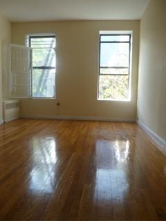 Building Photo - 442 W 47th St