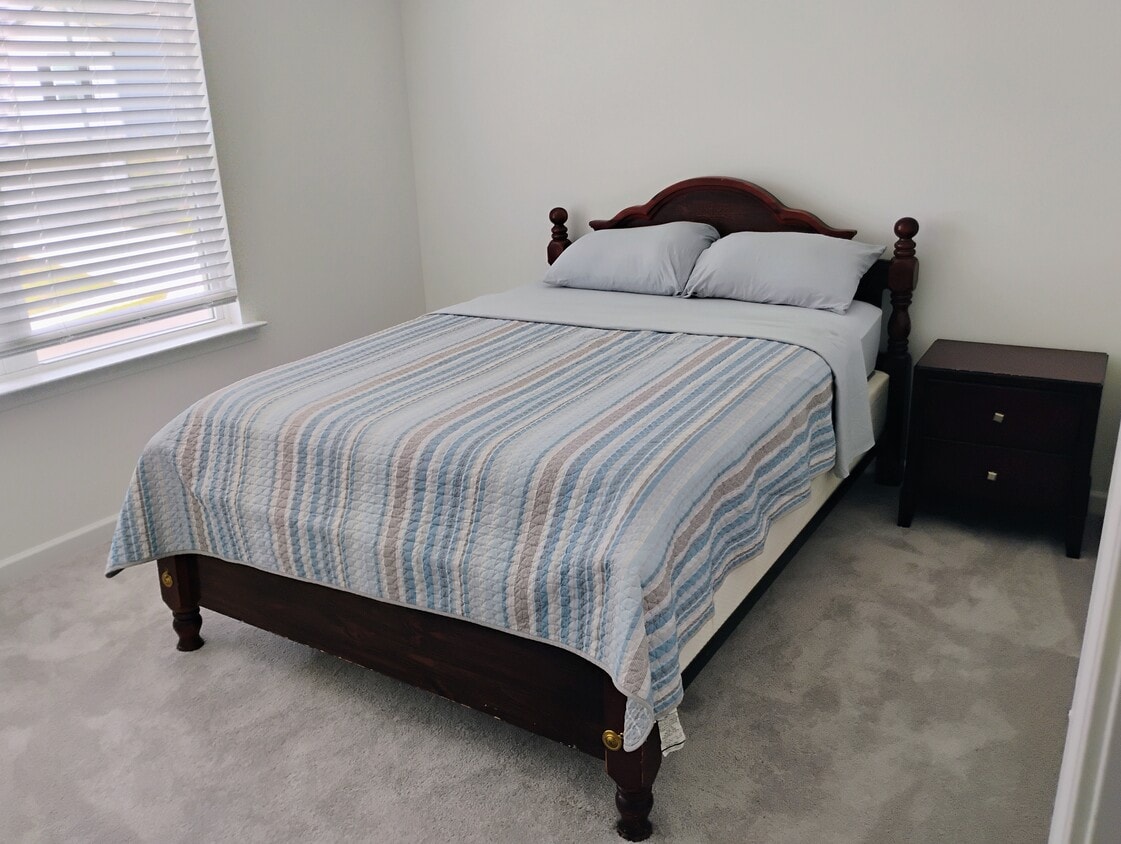 Foto principal - 2309 Treaty Ln