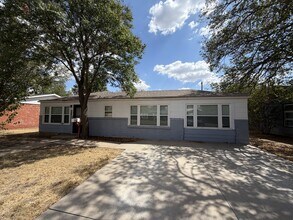 Building Photo - 4205 41st St