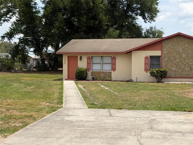 Foto del edificio - 136 Shannon Dr