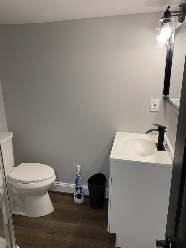 Foto del edificio - 3908 Claremont St