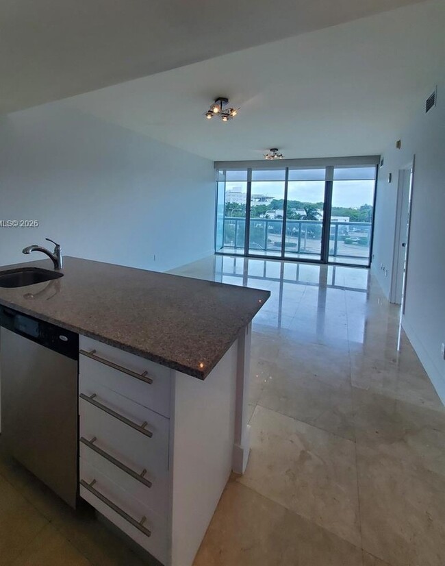 Building Photo - 888 Biscayne Blvd