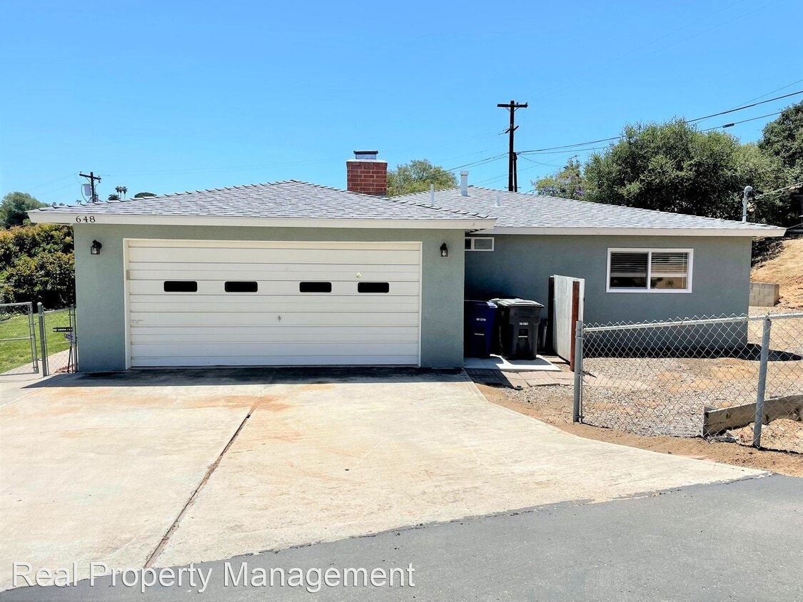 Primary Photo - 3 br, 2 bath House - 648 Lado De Loma Drive