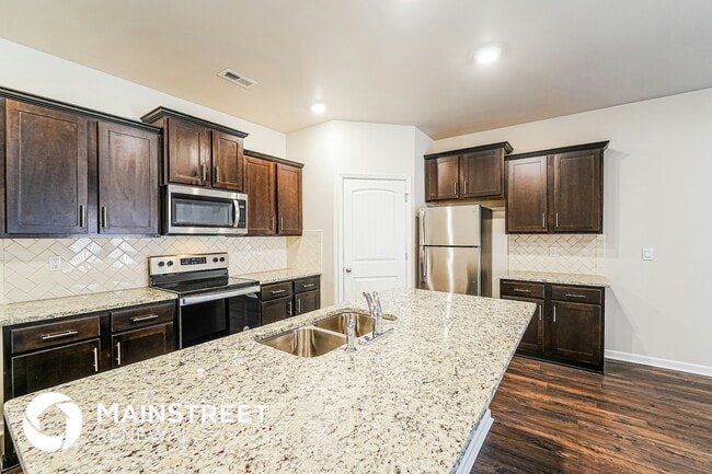 Building Photo - 794 Valley Cir