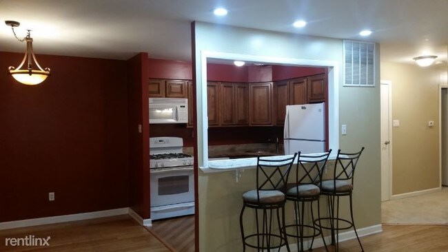 Foto del edificio - 9645 James St